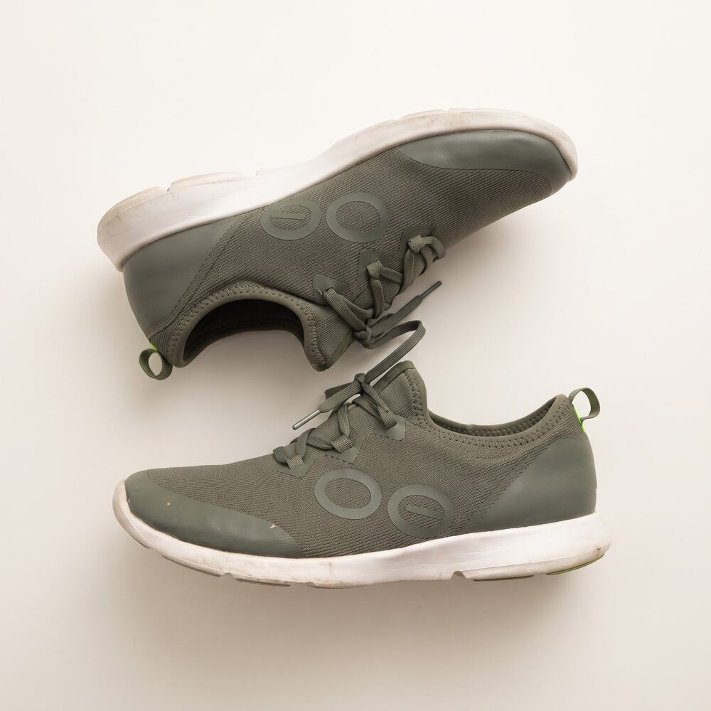 OOFOS Women 9 Athleisure Minimalist Outdoors OOmg Sport LS Lace Up Grey Sneakers
